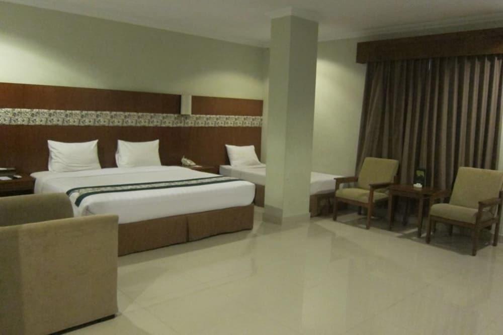 Cakra Kembang Hotel Kejayan Kültér fotó