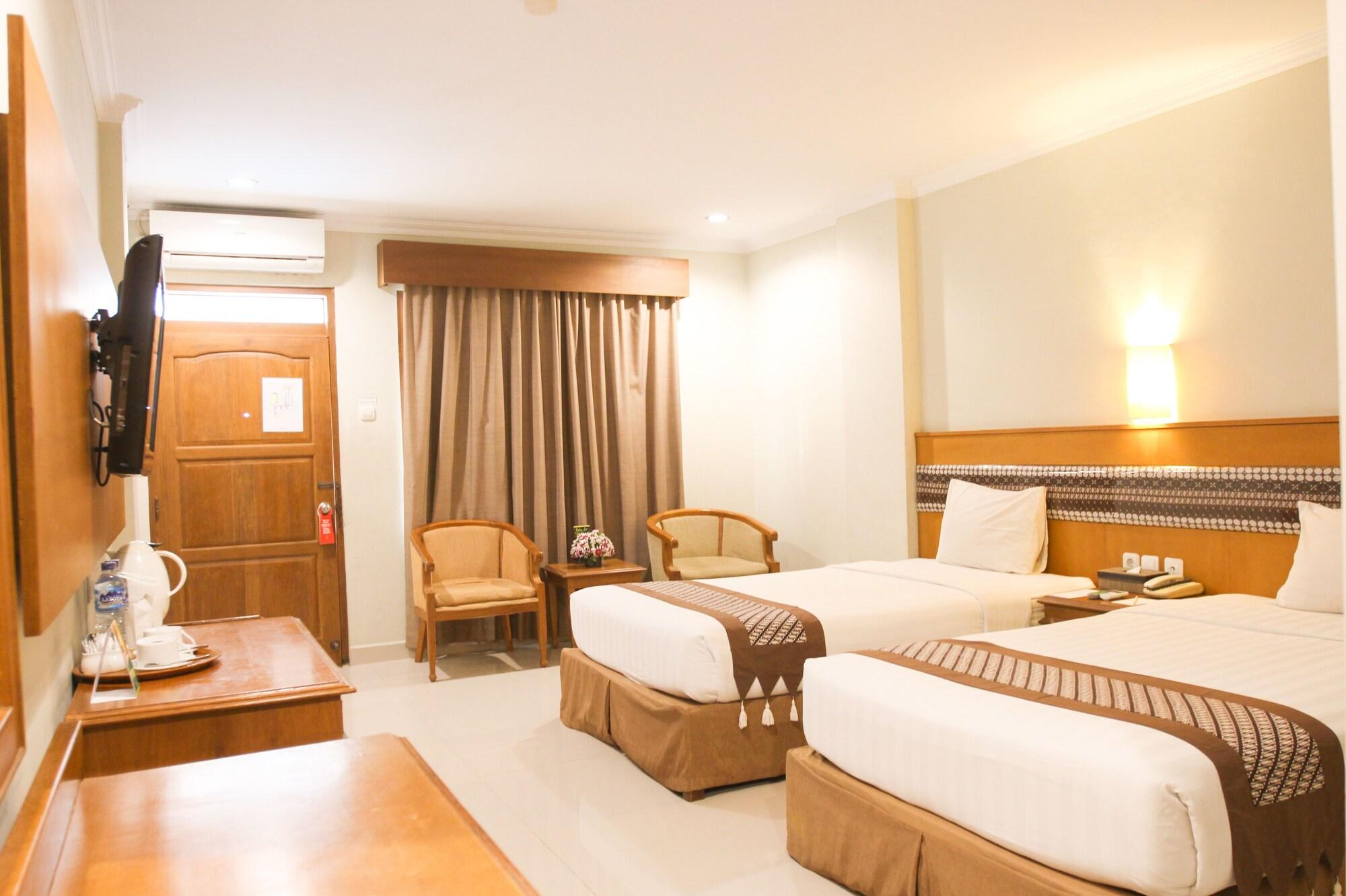 Cakra Kembang Hotel Kejayan Kültér fotó