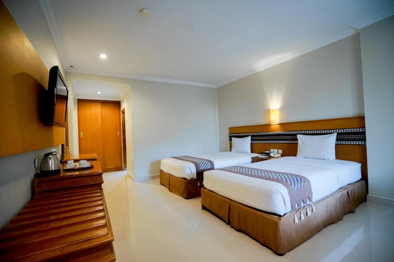 Cakra Kembang Hotel Kejayan Kültér fotó