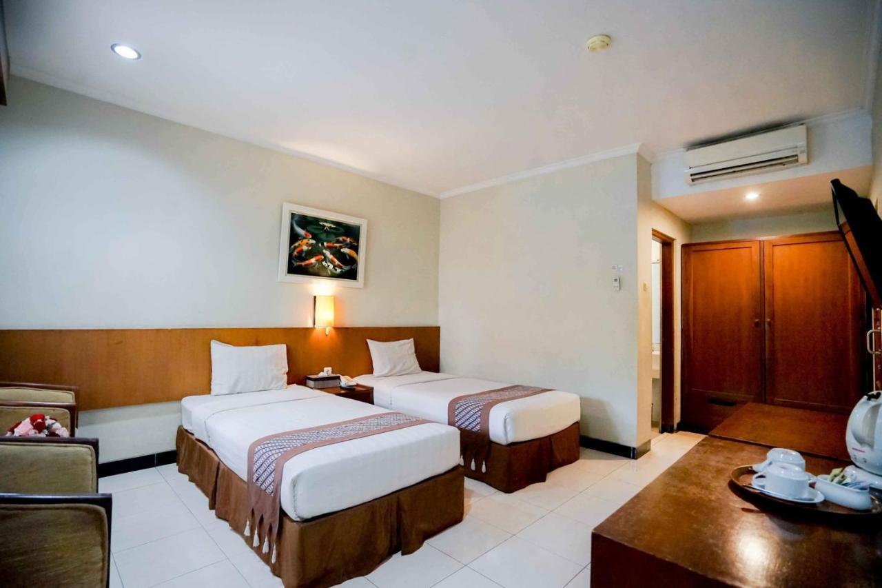 Cakra Kembang Hotel Kejayan Kültér fotó