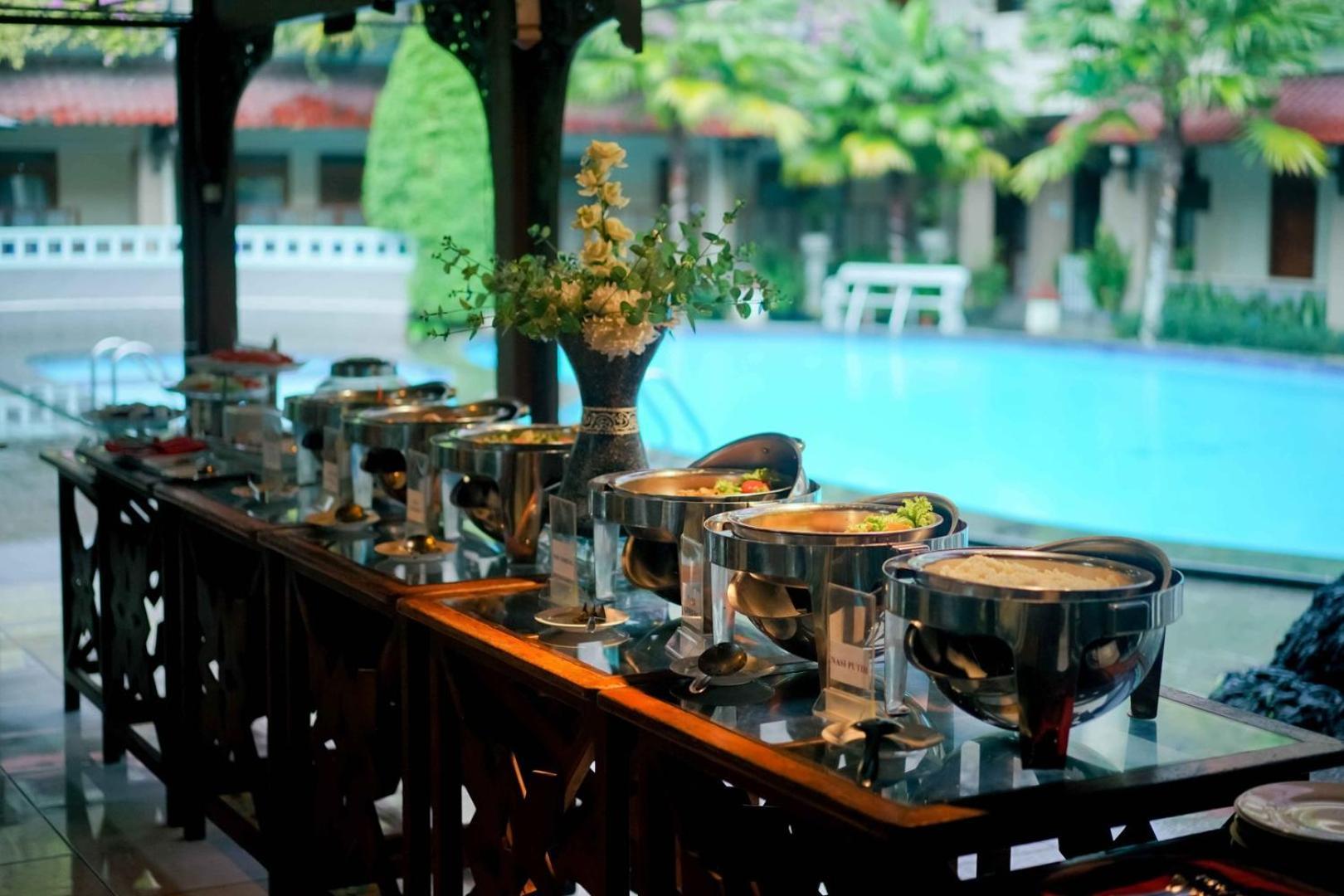 Cakra Kembang Hotel Kejayan Kültér fotó