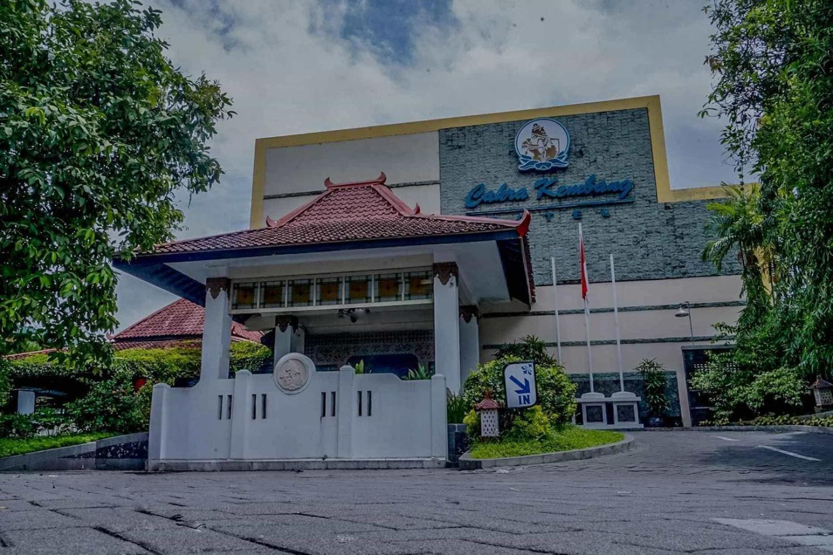 Cakra Kembang Hotel Kejayan Kültér fotó