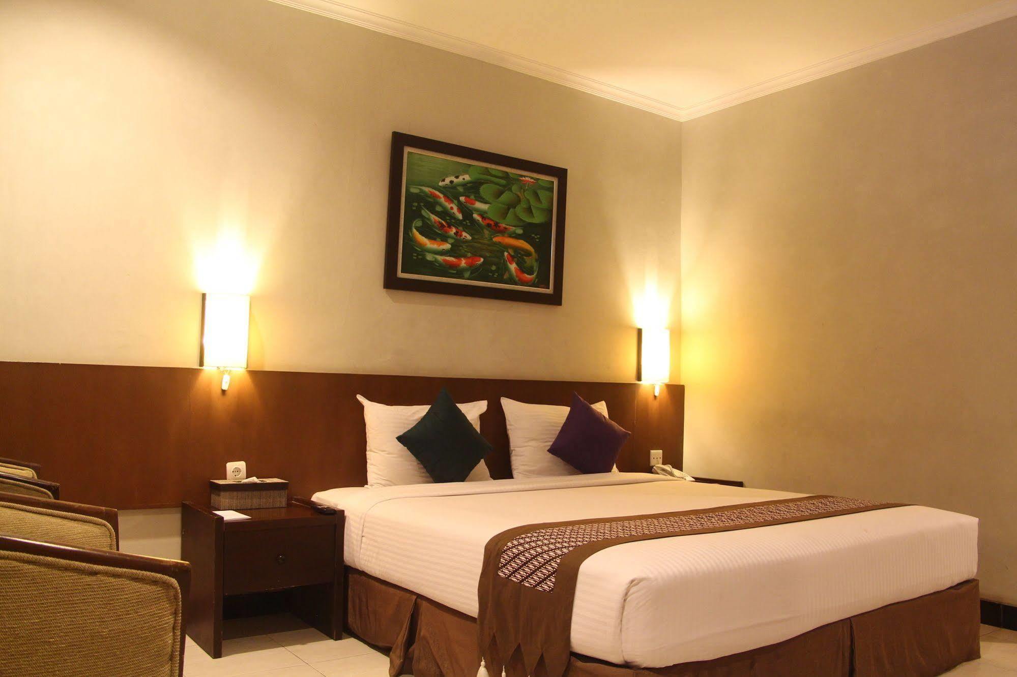Cakra Kembang Hotel Kejayan Kültér fotó
