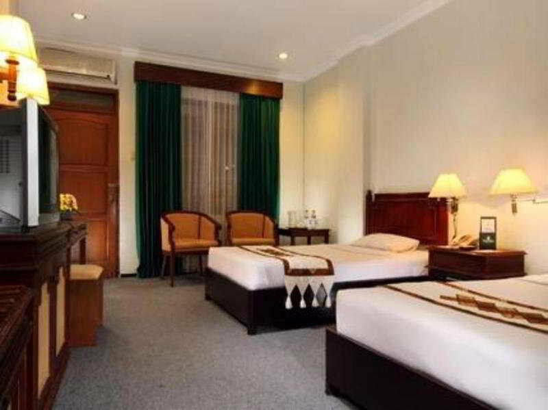Cakra Kembang Hotel Kejayan Kültér fotó