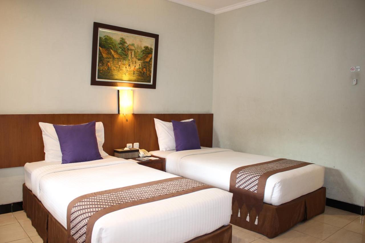 Cakra Kembang Hotel Kejayan Kültér fotó
